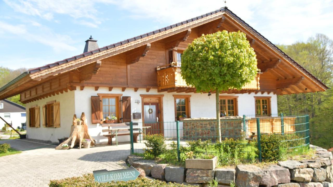 Apartment Haus Alpenrose Zum Vic *